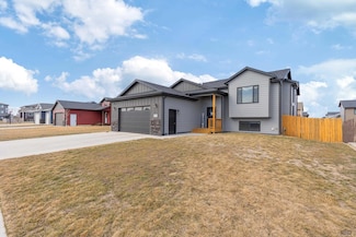 532 Mace Dr, Box Elder, SD 57719