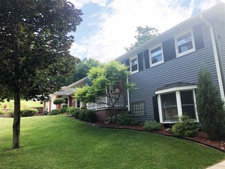 702 Davidson St NW, Elkader, IA 52043