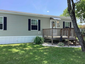 19 Woodland Park, Troy, NH 03465