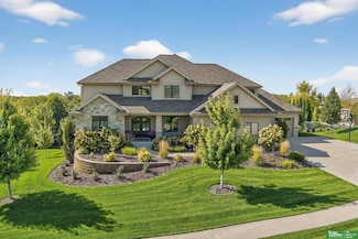 4918 S 235th St, Elkhorn, NE 68022