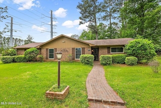 101 Lake of Pines Dr, Jackson, MS 39206