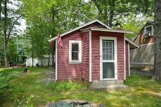 11 Kinnear Ave, Lancaster, MA 01523