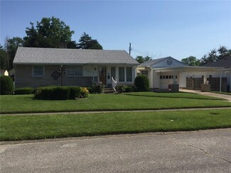 323 W Giles St, Sullivan, IN 47882