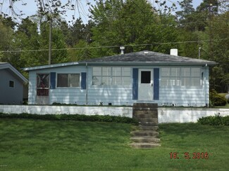 1952 Cooper Rd, Allen, MI 49227