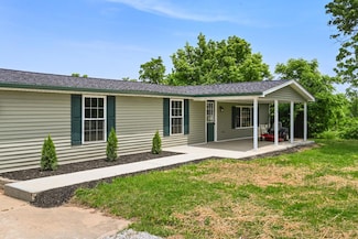 6634 Us Highway 50, Aurora, IN 47001