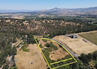 3545 Pioneer Rd, Medford, OR 97501