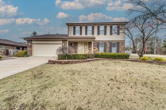 2100 Dartmouth Ln, Darien, IL 60561