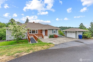 304 Holly St, Kelso, WA 98626