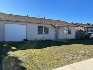 325 11th St, Greenfield, CA 93927