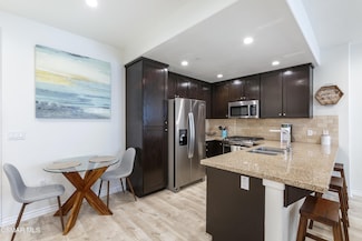 327 Newbury Vista Ln, Newbury Park, CA 91320