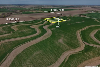 000 N 127th St E, Valley Center, KS 67147