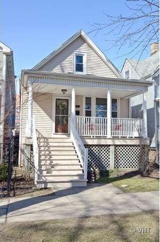 2520 W Pensacola Ave, Chicago, IL 60618