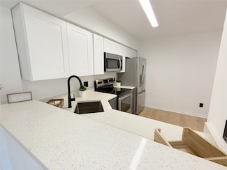 9090 S Braeswood Blvd Unit 115, Houston, TX 77074