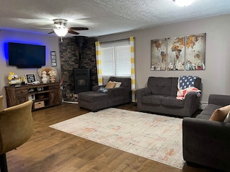 1405 W B St, North Platte, NE 69101