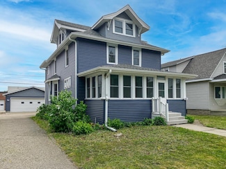 409 W Adams St, Arlington, MN 55307