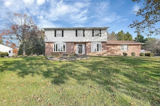 13722 Carriage Ln, Pickerington, OH 43147