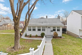 64 Dacotah Ave, Lake Hiawatha, NJ 07034