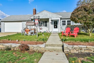186 George St, Warwick, RI 02888