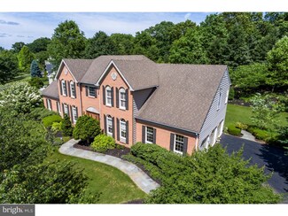 129 Pembrooke Cir, Phoenixville, PA 19460