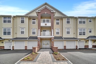 2303 Ambassador Ct, Somerset, NJ 08873
