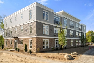 7 Cross St Unit 106, Wilmington, MA 01887