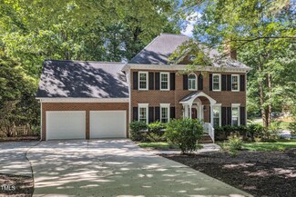 2125 Oakcrest Ct, Raleigh, NC 27612