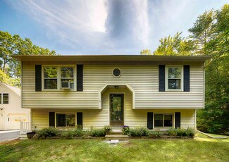 74 Pleasant St, Chichester, NH 03258