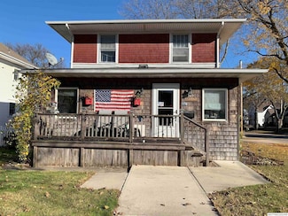 1325 S Pennsylvania Ave, Mason City, IA 50401