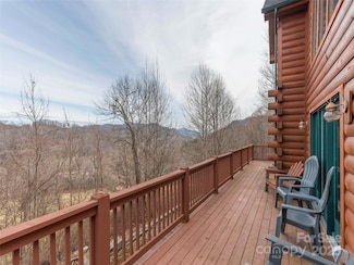 291 Appalachian Trail, Maggie Valley, NC 28751