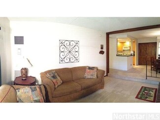 6710 Vernon Ave S, Edina, MN 55436