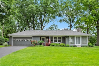 394 N Washington St, Delaware, OH 43015