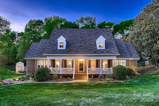 308 Valhalla Dr, Harrisburg, NC 28075