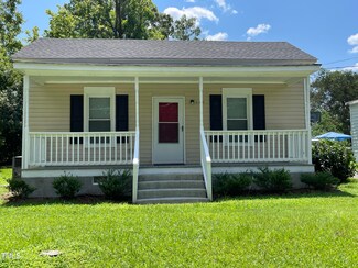403 & 405 E Saint James St, Tarboro, NC 27886