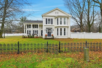 271 N Grand St, West Suffield, CT 06093