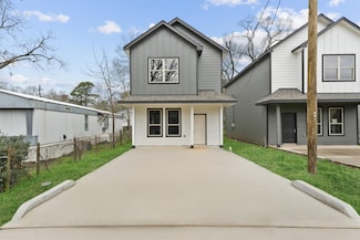 8685 Sassafras St, Willis, TX 77318