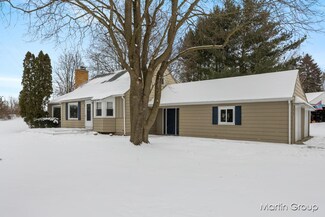4146 Imogene St NE, Comstock Park, MI 49321