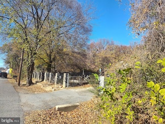 6532 Bock Rd, Forest Heights, MD 20745
