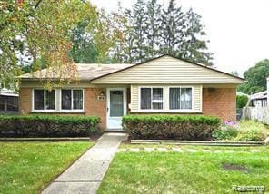 1427 N Stephen Ave, Clawson, MI 48017