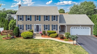 25 Wagonwheel Rd, Seekonk, MA 02771