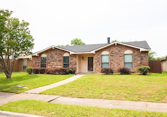 9001 Westfield Dr, Rowlett, TX 75088