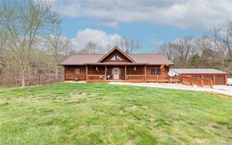 1084 Pleasant Grove Rd SW, Mauckport, IN 47142