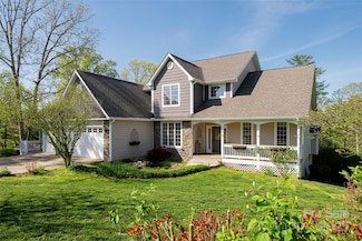 8 Scarlet Ridge Ln, Weaverville, NC 28787