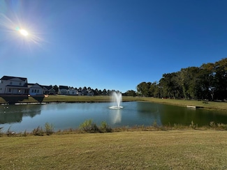 155 Golden Bear Cir Unit 125, Cape Charles, VA 23310
