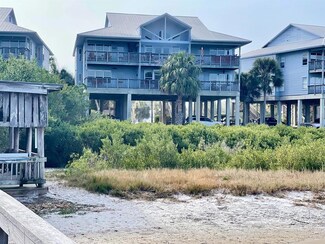 11 Old Mill Dr Unit 2-D, Cedar Key, FL 32625