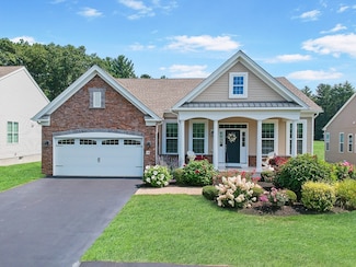 38 Pine Tree Dr, Methuen, MA 01844