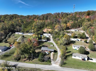 1951 Old Callahan Dr, Knoxville, TN 37912