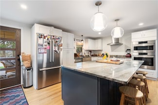 429 Howland Rd, East Greenwich, RI 02818