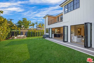 8016 Dunfield Ave, Los Angeles, CA 90045