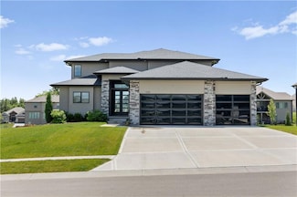 1113 Hummingbird Ct, Greenwood, MO 64034