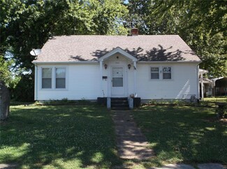 265 Hibbard St, Saint Clair, MO 63077